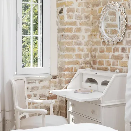 Borgo Veneziano * Corfu (city)